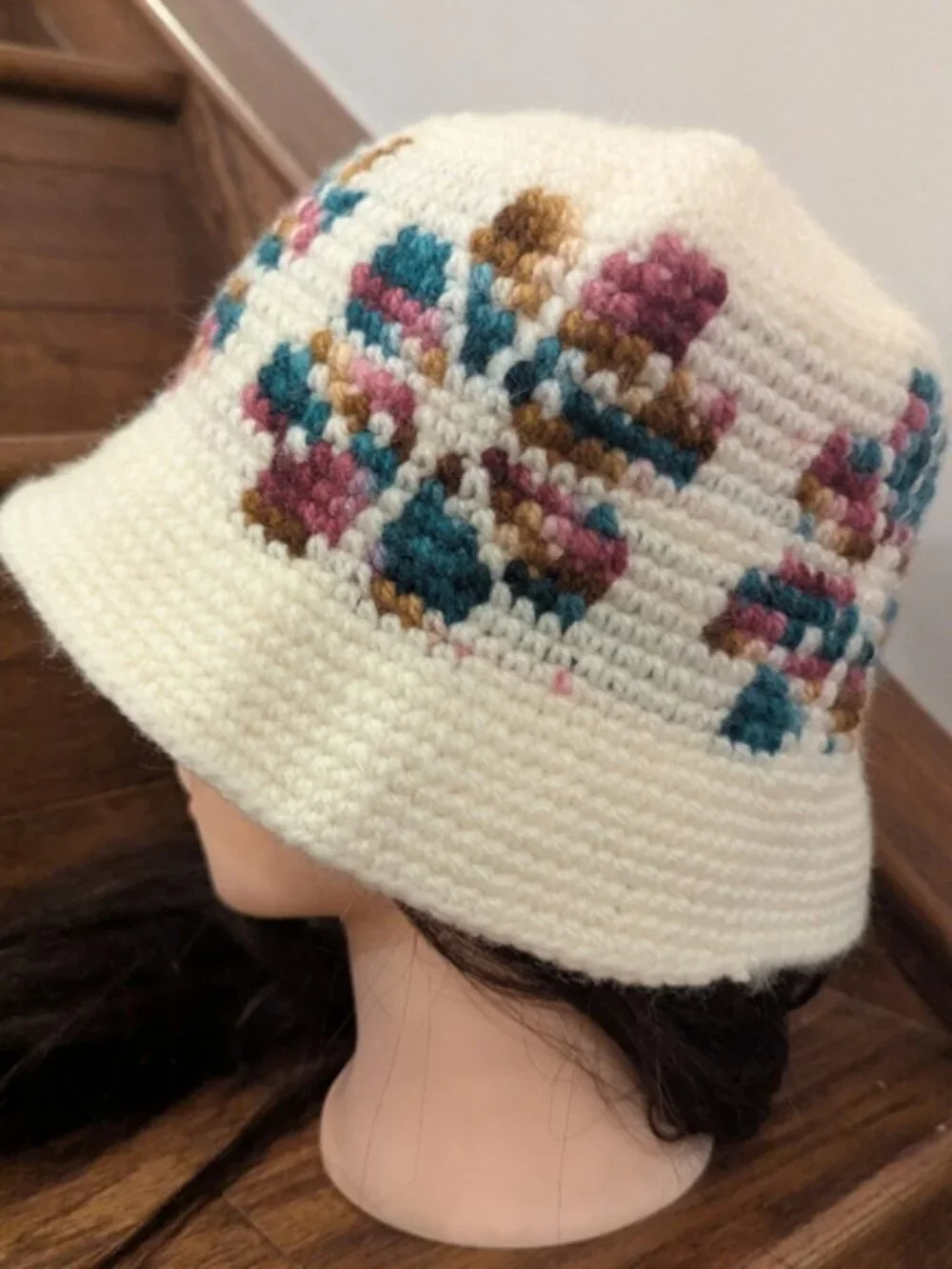 Y2K Multicolor Crochet Wool Ivory Bucket Hat, Granny Star Quilt Design OS - Picture 3 of 10